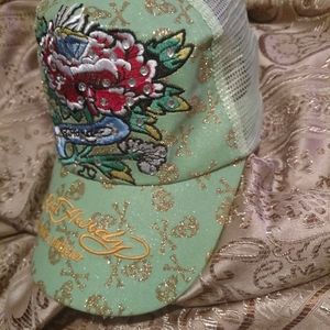 Women's Ed Hardy Trucker Hat